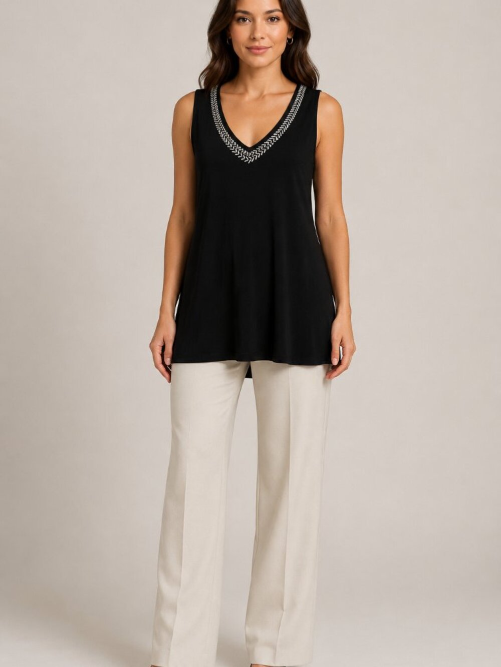White House Black Market Black Embellished Scoop Neck Tunic Top Women’s Small